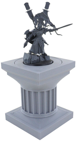 3 pcs. value pack Feldherr figure pillar with adapter rings for miniatures on 32 / 40 / 50 mm base + Ubisoft Heroes figures